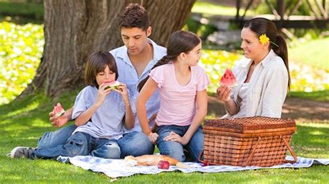 Healthy and Fun Picnic Ideas | Bastyr University