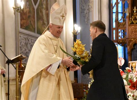 Jubileusz 25 lecia Powiatu Radomskiego Biskup radomski poświęcił