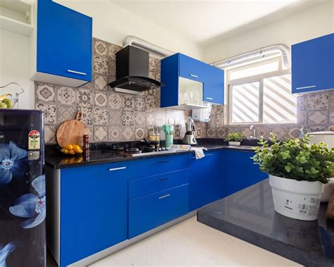 Modular Kitchen Design With A Granite Countertop | Livspace