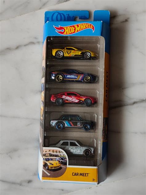 Hot Wheels Car Meet Pack Hobbies Toys Toys Games On Carousell
