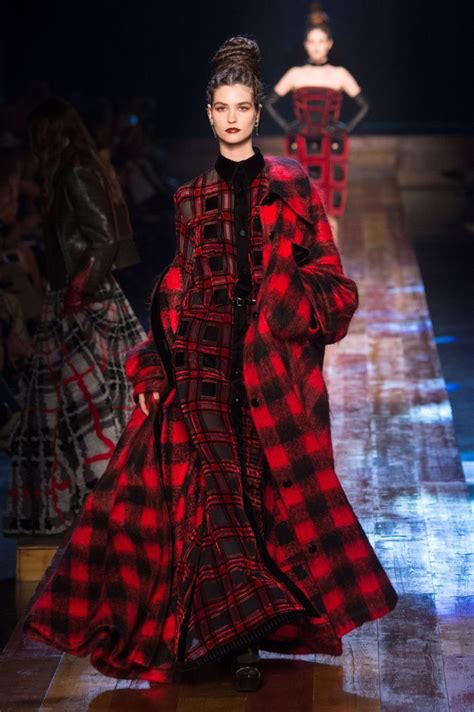 Défilé Jean Paul Gaultier Haute Couture Automne hiver 2016 2017 Paris