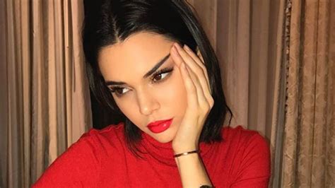 I Am Not Gay Kendel Jenner Speaks About Her Sexuality People News Zee News