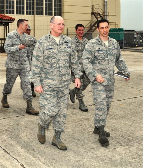 Afrc Commander Visits Alamo Wing Rd Airlift Wing Article Display