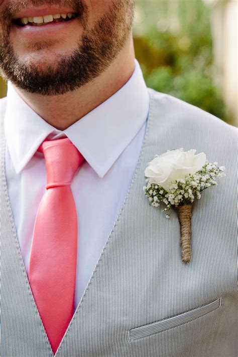 20 Inspirational Floral Boutonnieres For The Groom Artofit