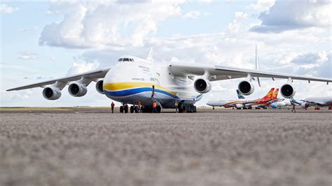 Zelensky Të zëvendësojmë avionin më të madh në botë të shkatërruar nga