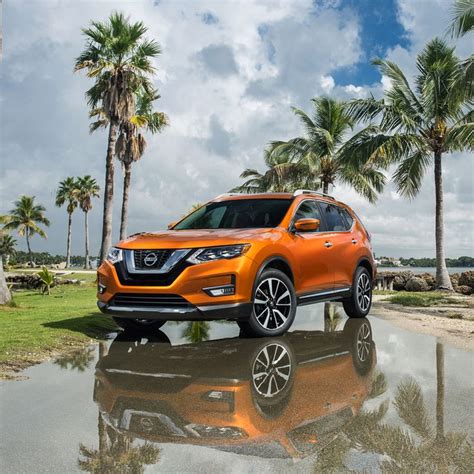 New Nissan Rogue Hybrid model revealed for 2017! - Mossy Nissan | Nissan rogue, Nissan, Ruegue