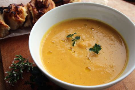 Butternut Squash Soup With Cheese And Onion Swirl Buns Dom In The Kitchen