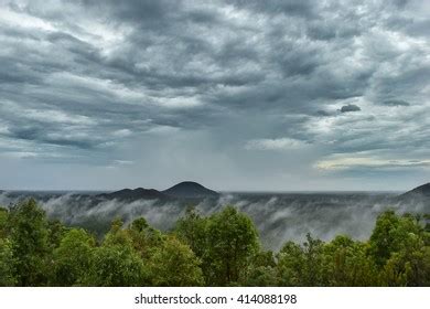 Glass House Mountains Stock Photo 414088198 | Shutterstock