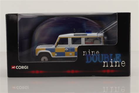 Corgi CC07716 Land Rover 110 Defender PSNI Police Service Of