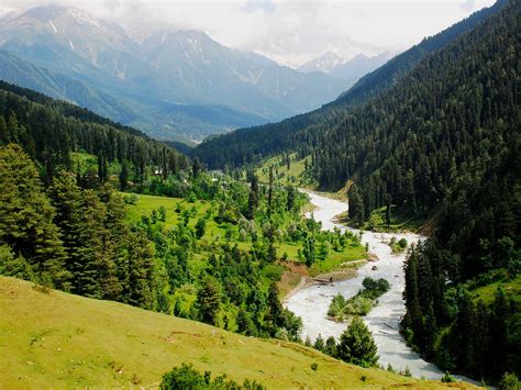 Kashmir Valley | Mustseespots.com