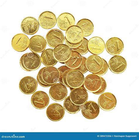 Muchas Monedas De Oro Aisladas En Fondo Blanco Con Sendero De Recorte