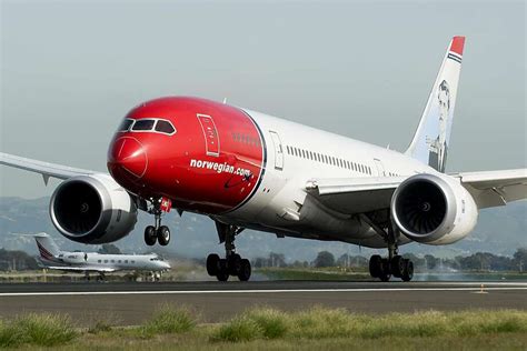 Norwegian Air New Year's sale fares could get you from Oakland to ...