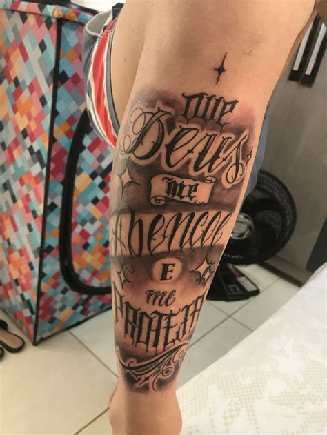 Tatuagem na perna frase Tatuagem na perna Tatuagem geométrica