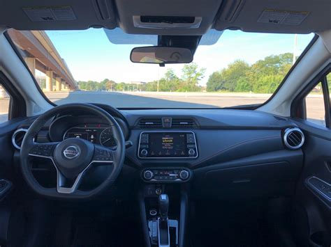 2021 Nissan Versa: 91 Interior Photos | U.S. News