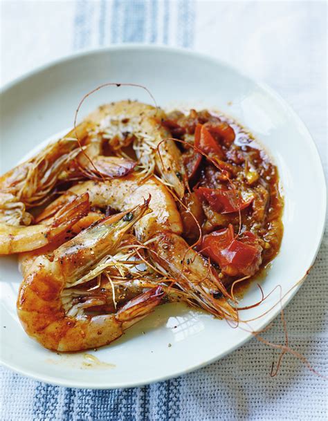 Gambas à la sauce tomate piquante pour 4 personnes Recettes Elle à