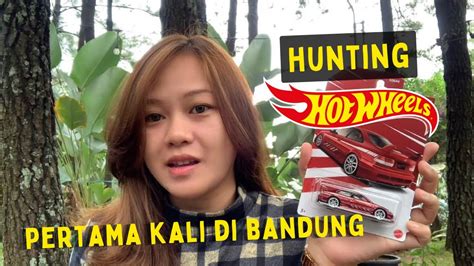 Hunting Hot Wheels Pertama Kali Di Bandung Youtube