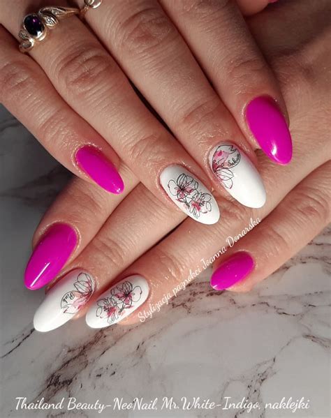 Modny Manicure Na Czerwiec Fuksja I Biel Gazeta Pomorska