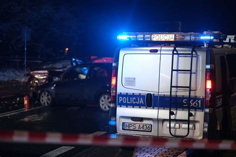 Nie Yje M Oda Policjantka Tragiczny Wypadek Na Dolnym L Sku Wp