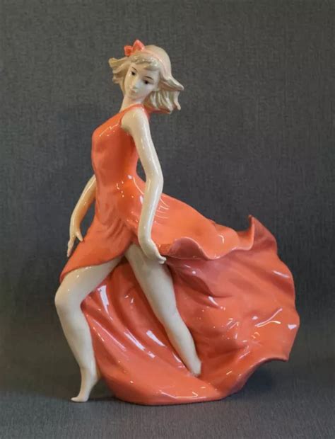 Grosse Porzellan Figur T Nzerin Ballerina Im Roten Kleid Cm Hoch