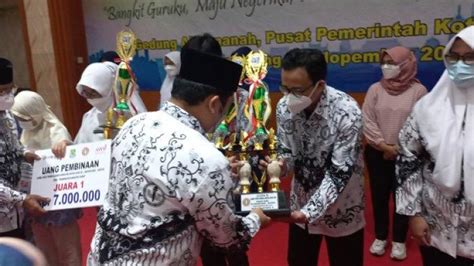 Arief R Wismansyah Minta Guru Bersiap Hadapi Smart Society 5 0 Saat