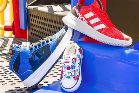 Shoe Carnival Reports Drop In Q2 Sales Profit