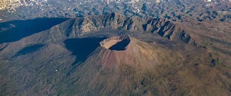 15 Interesting Facts About Mount Vesuvius - Facts.net