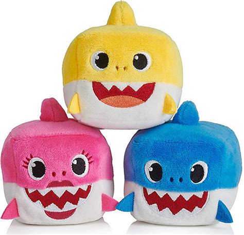 Pinkfong Baby Shark Baby, Mommy Daddy Sharks Set of 3 Plush Cube with ...