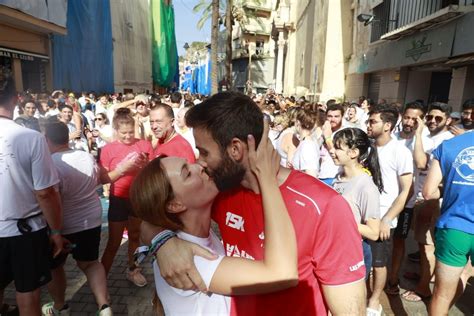 Vuelve La Tomatina De Bu Ol Tras Dos A Os De Par N Por La Covid