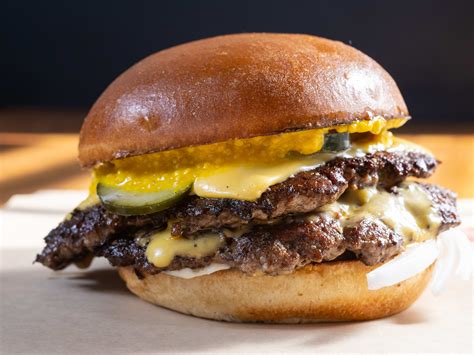 The 13 Best Smashburgers In Seattle Ranked Seattle The Infatuation