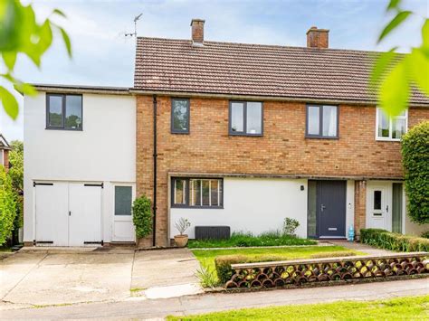 4 Bed Semi Detached House For Sale In Beeches Close Saffron Walden