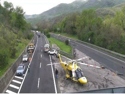 Incidente Sulla A Traffico Bloccato E Code Nei Due Sensi Di Marcia