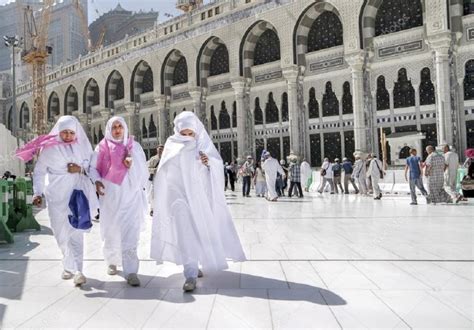 Saudi Arabia New Umrah Dress Code For Women Announced Construction