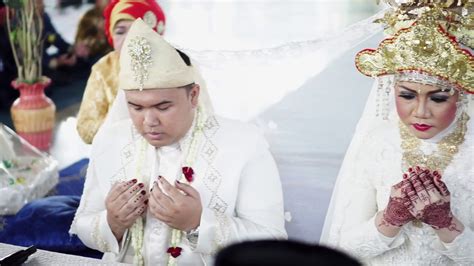 Akad Nikah Dewi Anggraeni Eka Wijaya April Youtube