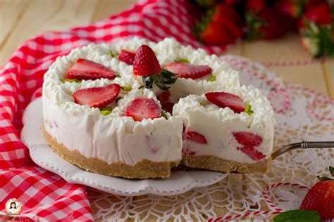 Torta Cuor Di Fragola E Panna Torta Gelato Fredda Senza Uova