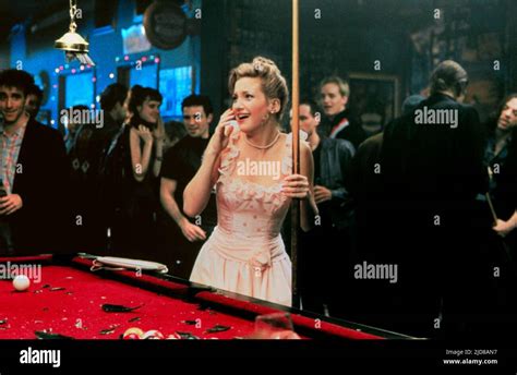 KATE HUDSON, 200 CIGARETTES, 1999 Stock Photo - Alamy