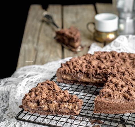 Sbriciolata Con Crema Al Cioccolato Al Latte Impastando A Quattro Mani