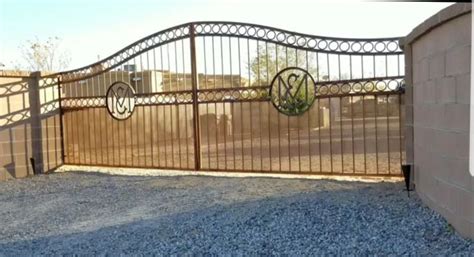 Custom Metal Driveway Gates | Metal driveway gates, Curb appeal ...