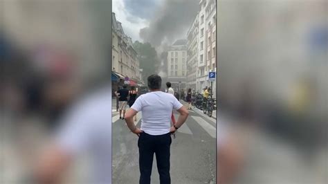 VidÉo Un Immeuble Seffondre à Paris Après Une Explosion Que Sest