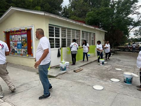 Padres De Familia Se Suman A Coloreando Mi Primaria