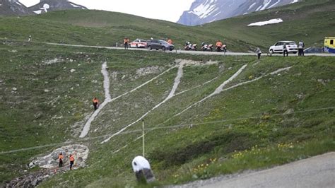 Gino Mader è morto a 26 anni dopo la tremenda caduta nel Giro di