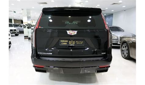 New Cadillac Escalade 600 2021 Brand New Gcc Specs Warranty And Service Package Available 2021