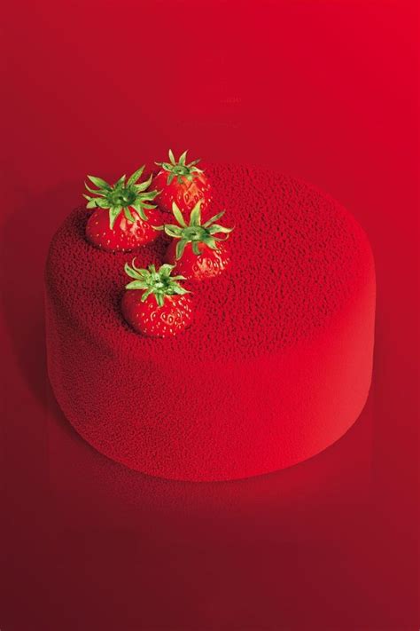 Le Nouveau Monde Selon Musefraisedesbois Red Cake Red Strawberry