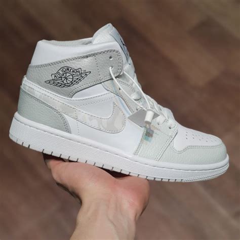 Giày Nike Air Jordan 1 Mid Grey Camo Hands Sneaker