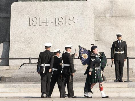 A memorial to the Canadian soldier who died today . . . | Ottawa Citizen