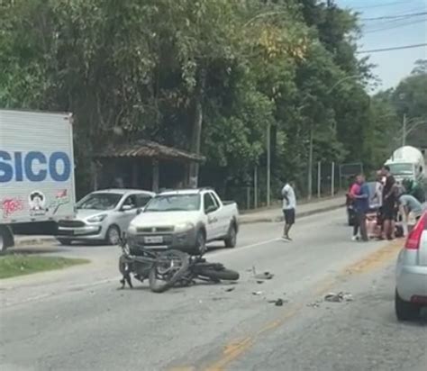 Motociclista Fica Gravemente Ferido Em Acidente Na Rio Santos Em Angra Dos Reis Sul Do Rio E