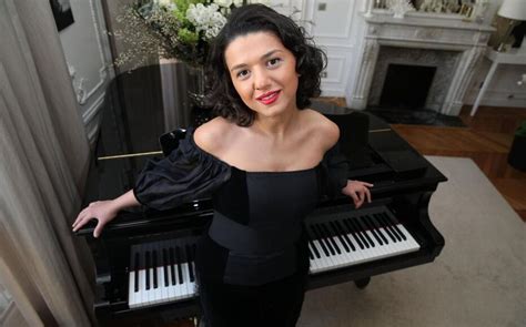 Musique Classique Kathia Buniatishvili La Pianiste Affranchie Le