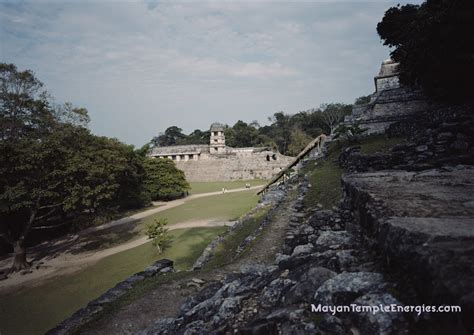 Palenque Mayan Temple in Chiapas, Mexico - photo gallery, images, pictures of the Mayan Temple ...