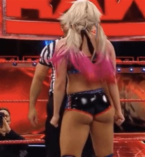 Alexa Bliss Ass