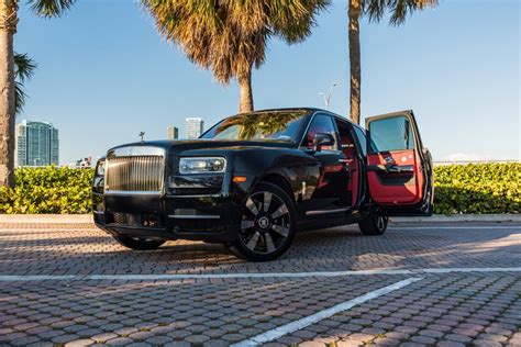 Rolls Royce Cullinan Black Vip Miami Auto