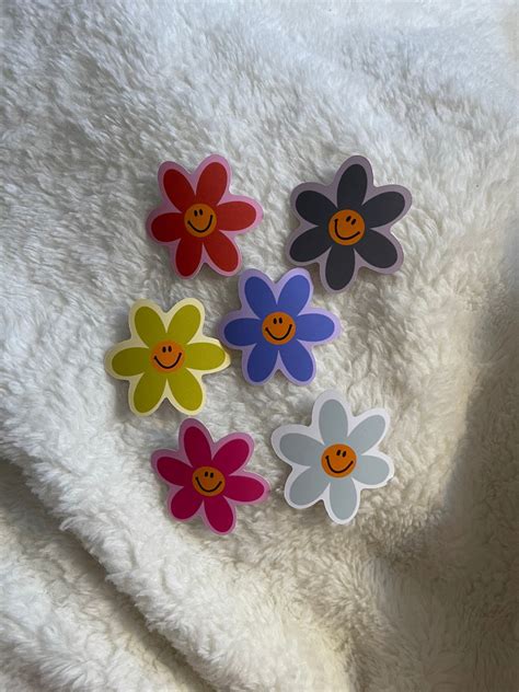 Smiley Face Daisy Sticker , Smiley Face Sticker , Daisy Sticker , Happy ...